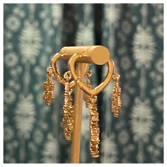 Panacea Hoop Huggie Snowflake Gold Earrings NWT - Picture 5 of 13